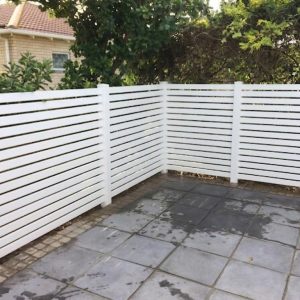Horizontal Picket Fencing