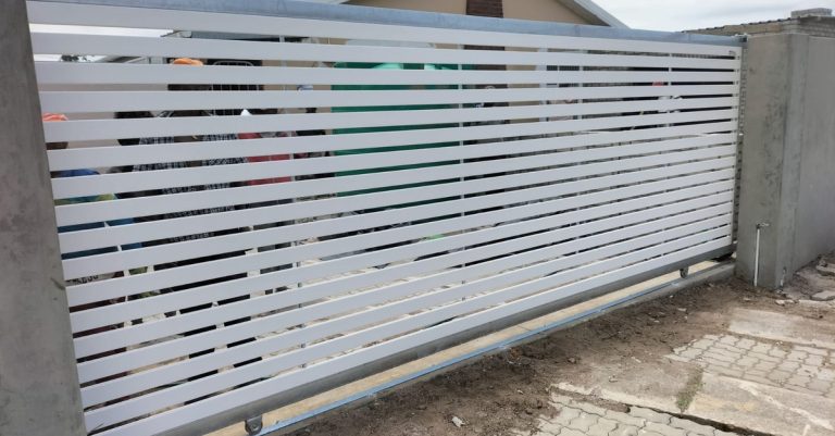 Why PVC Cladding Beats Wood & Fibre Cement on Steel Frames - Fendeck ...